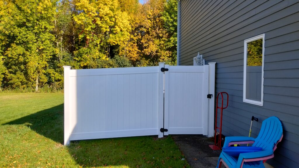 Vinyl Privacy Fence