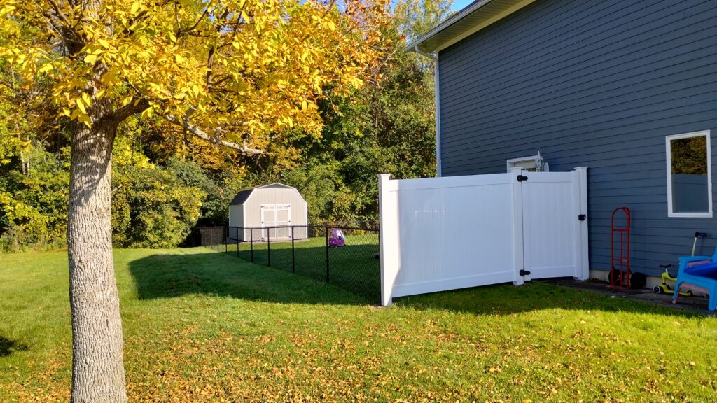 Residential Chain Link Fence